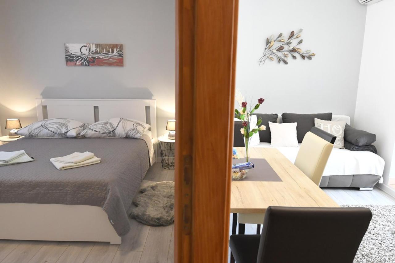 Apartment Karla 扎达尔 外观 照片