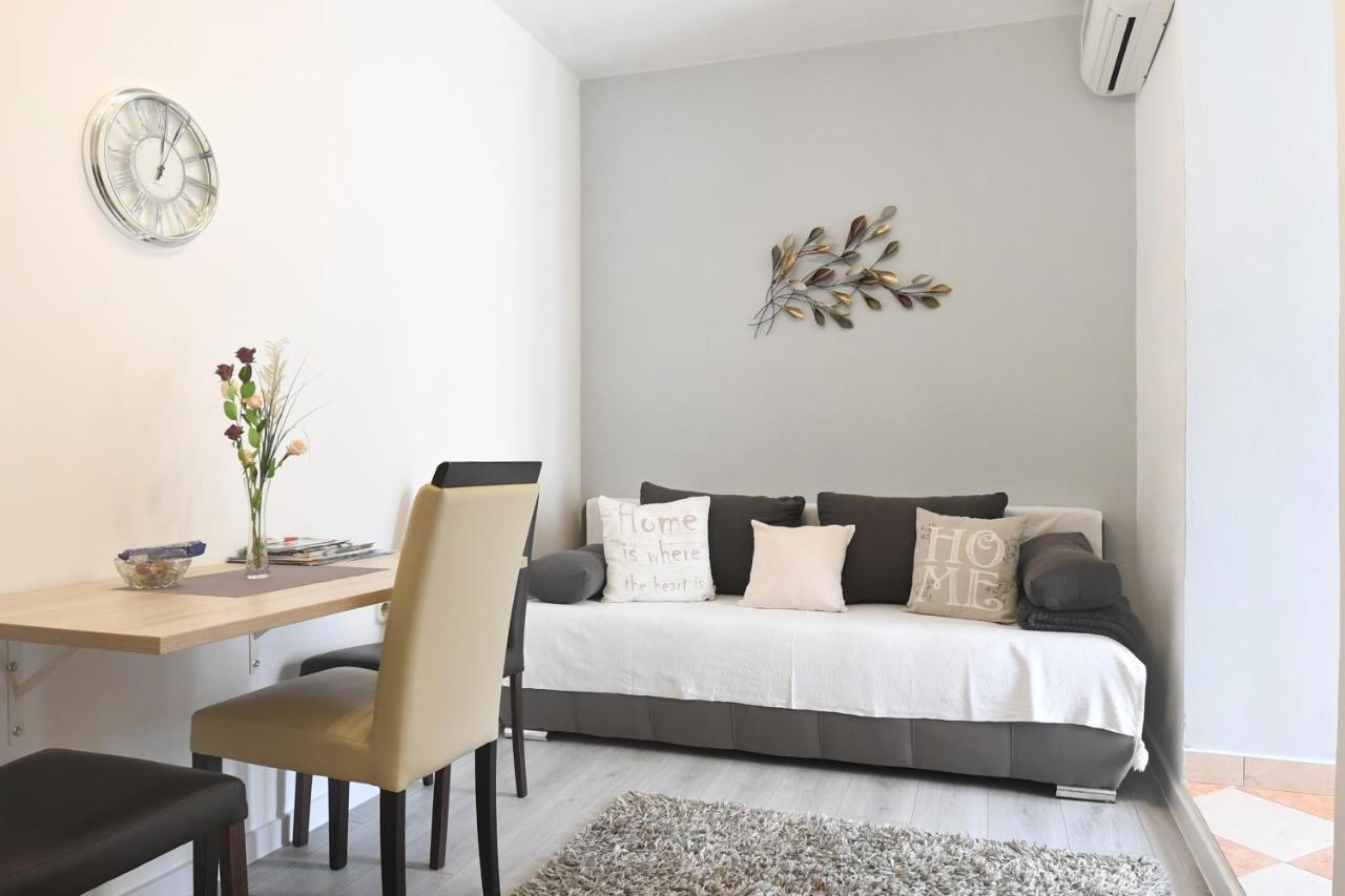 Apartment Karla 扎达尔 外观 照片