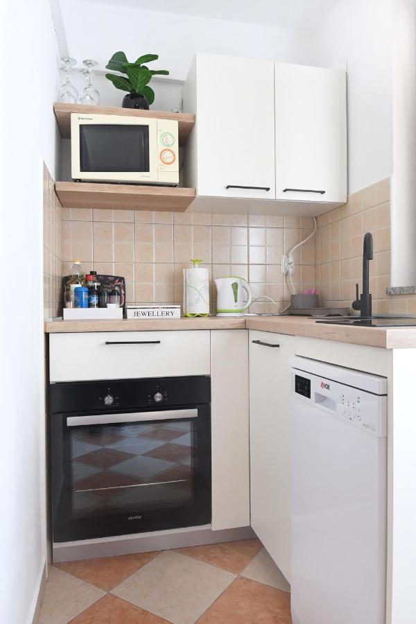 Apartment Karla 扎达尔 外观 照片